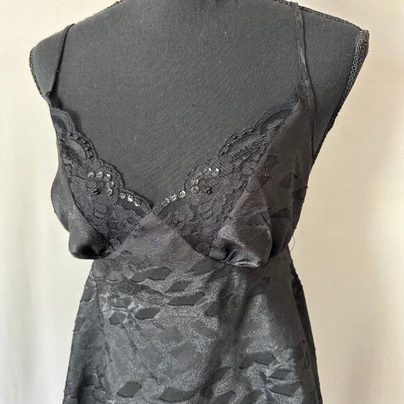 vintage Secret black lingerie slip dress babydoll chemise small whimsygoth lace - Picture 2 of 4